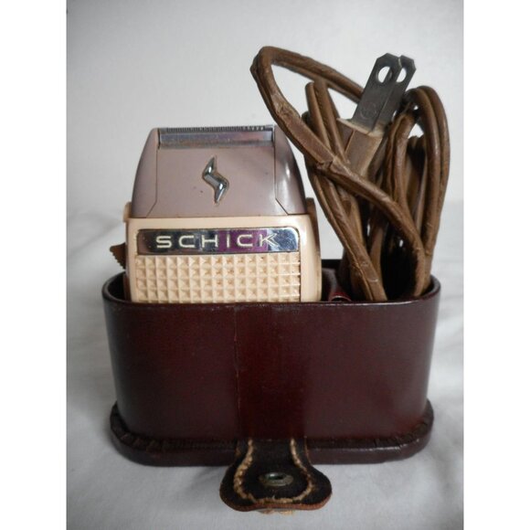 Vintage Schick Super Honed Electric Razor in case - Picture 1 of 10